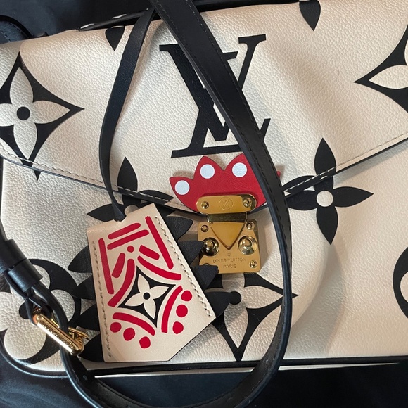 LOUIS VUITTON Pochette Métis Monogram Empreinte Giant Crafty - Limited Edition | - Picture 10 of 11